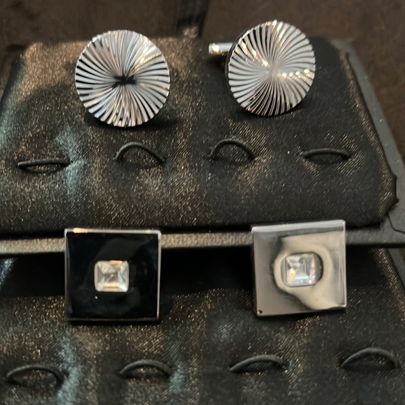 Vitarelli Other - SILVER CUFFLINKS, 2 pairs, new!